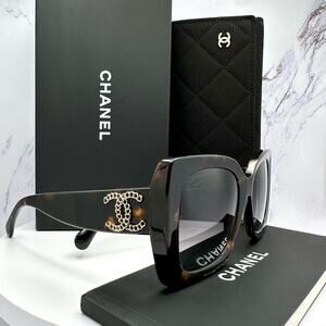 New CHANEL Sunglasses